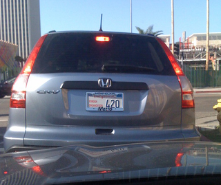 Illustration for article titled 20 More Hilarious Personalized License Plates